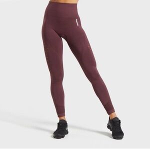 Gymshark Energy + Seamless Activewear 7/8 Leggings Size S Winter Berry Red